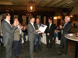 Hartedroom neemt cheque in ontvangst